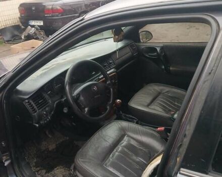 Фиолетовый Опель Вектра, объемом двигателя 1.79 л и пробегом 888 тыс. км за 1500 $, фото 6 на Automoto.ua