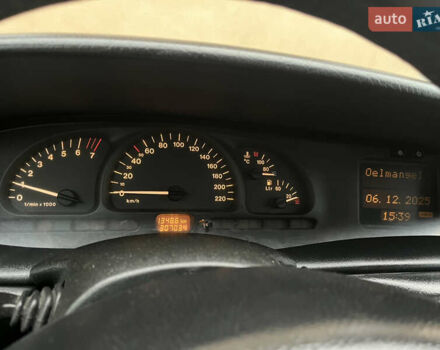 Фіолетовий Опель Вектра, об'ємом двигуна 1.8 л та пробігом 307 тис. км за 1900 $, фото 12 на Automoto.ua