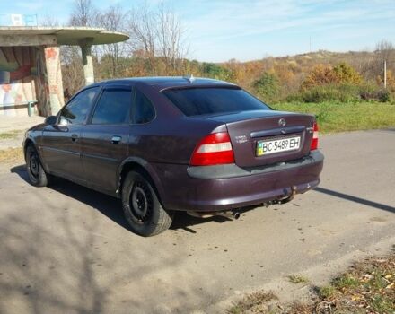 Фіолетовий Опель Вектра, об'ємом двигуна 1.8 л та пробігом 250 тис. км за 1450 $, фото 5 на Automoto.ua