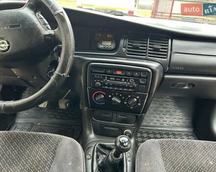 Фіолетовий Опель Вектра, об'ємом двигуна 1.7 л та пробігом 345 тис. км за 2200 $, фото 48 на Automoto.ua