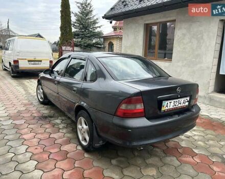 Фіолетовий Опель Вектра, об'ємом двигуна 1.7 л та пробігом 345 тис. км за 2200 $, фото 25 на Automoto.ua