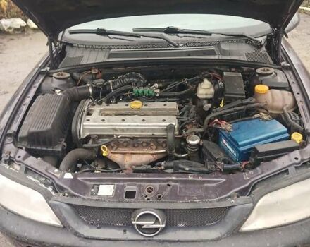 Фиолетовый Опель Вектра, объемом двигателя 1.79 л и пробегом 888 тыс. км за 1500 $, фото 8 на Automoto.ua