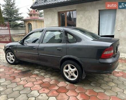 Фіолетовий Опель Вектра, об'ємом двигуна 1.7 л та пробігом 345 тис. км за 2200 $, фото 36 на Automoto.ua