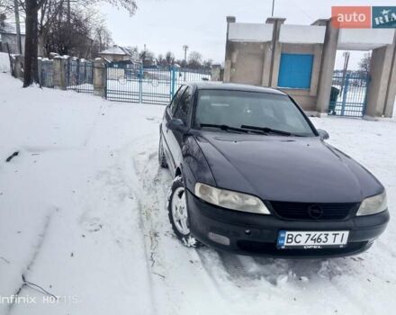 Фиолетовый Опель Вектра, объемом двигателя 2 л и пробегом 345 тыс. км за 1600 $, фото 2 на Automoto.ua