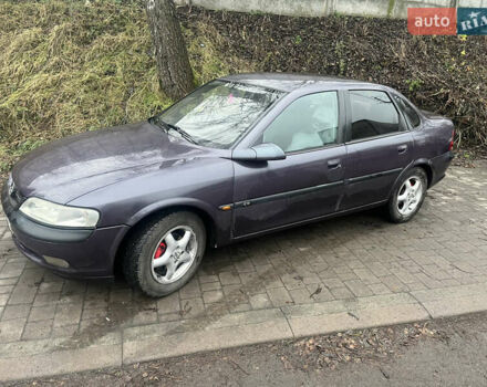 Фіолетовий Опель Вектра, об'ємом двигуна 1.8 л та пробігом 307 тис. км за 1900 $, фото 3 на Automoto.ua