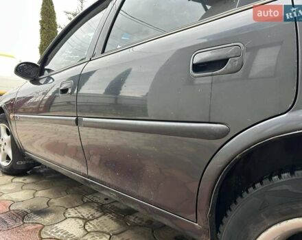 Фіолетовий Опель Вектра, об'ємом двигуна 1.7 л та пробігом 345 тис. км за 2200 $, фото 19 на Automoto.ua