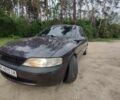 Фіолетовий Опель Вектра, об'ємом двигуна 1.6 л та пробігом 380 тис. км за 2800 $, фото 6 на Automoto.ua
