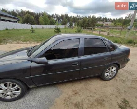 Фіолетовий Опель Вектра, об'ємом двигуна 1.6 л та пробігом 380 тис. км за 2800 $, фото 15 на Automoto.ua