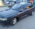 Фиолетовый Опель Вектра, объемом двигателя 1.6 л и пробегом 370 тыс. км за 3200 $, фото 1 на Automoto.ua