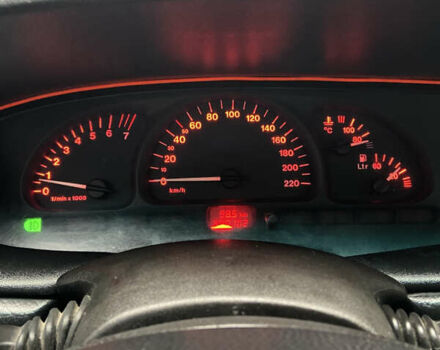 Фіолетовий Опель Вектра, об'ємом двигуна 1.8 л та пробігом 370 тис. км за 2900 $, фото 23 на Automoto.ua