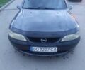 Фиолетовый Опель Вектра, объемом двигателя 1.6 л и пробегом 370 тыс. км за 3200 $, фото 3 на Automoto.ua