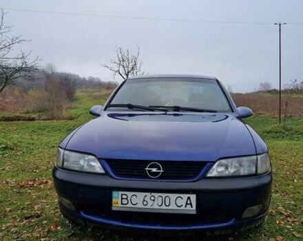 Фиолетовый Опель Вектра, объемом двигателя 1.8 л и пробегом 580 тыс. км за 1100 $, фото 1 на Automoto.ua