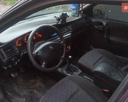 Фиолетовый Опель Вектра, объемом двигателя 1.6 л и пробегом 361 тыс. км за 2150 $, фото 27 на Automoto.ua