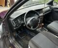 Фіолетовий Опель Вектра, об'ємом двигуна 2 л та пробігом 410 тис. км за 1000 $, фото 4 на Automoto.ua