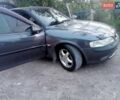 Фіолетовий Опель Вектра, об'ємом двигуна 1.6 л та пробігом 370 тис. км за 2400 $, фото 12 на Automoto.ua