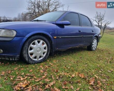 Фиолетовый Опель Вектра, объемом двигателя 1.8 л и пробегом 580 тыс. км за 1100 $, фото 2 на Automoto.ua