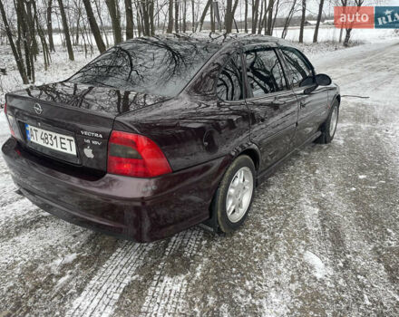 Фиолетовый Опель Вектра, объемом двигателя 1.6 л и пробегом 145 тыс. км за 3750 $, фото 10 на Automoto.ua