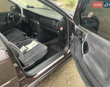 Фиолетовый Опель Вектра, объемом двигателя 1.6 л и пробегом 65 тыс. км за 2800 $, фото 21 на Automoto.ua