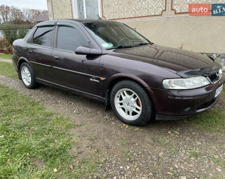 Фиолетовый Опель Вектра, объемом двигателя 1.6 л и пробегом 65 тыс. км за 3200 $, фото 7 на Automoto.ua