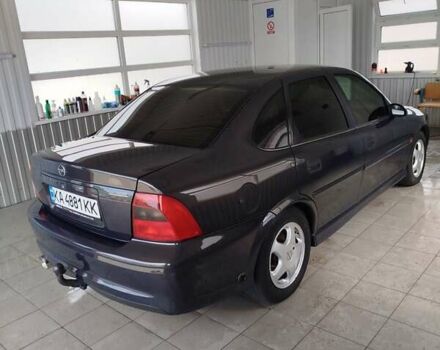 Фиолетовый Опель Вектра, объемом двигателя 2 л и пробегом 226 тыс. км за 2850 $, фото 11 на Automoto.ua