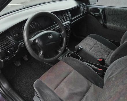Фиолетовый Опель Вектра, объемом двигателя 2 л и пробегом 453 тыс. км за 2900 $, фото 18 на Automoto.ua