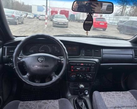 Фиолетовый Опель Вектра, объемом двигателя 1.6 л и пробегом 460 тыс. км за 2500 $, фото 5 на Automoto.ua