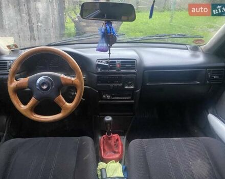 Опель Вектра 1990 в Львове на Automoto.ua Фиолетовый Опель Вектра, объемом двигателя 0 л и пробегом 189 тыс. км за 1300 $, фото 1 на Automoto.ua