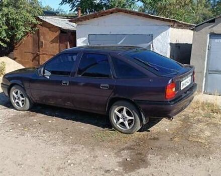 Фіолетовий Опель Вектра, об'ємом двигуна 2 л та пробігом 350 тис. км за 2000 $, фото 5 на Automoto.ua