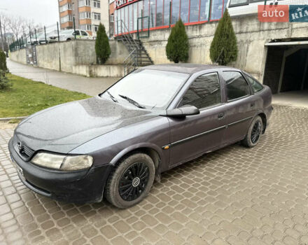 Фиолетовый Опель Вектра, объемом двигателя 1.6 л и пробегом 382 тыс. км за 1100 $, фото 3 на Automoto.ua