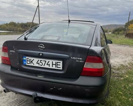Фіолетовий Опель Вектра, об'ємом двигуна 1.6 л та пробігом 358 тис. км за 1600 $, фото 1 на Automoto.ua