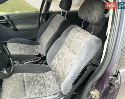 Фиолетовый Опель Вектра, объемом двигателя 1.6 л и пробегом 382 тыс. км за 1100 $, фото 14 на Automoto.ua