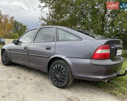 Фіолетовий Опель Вектра, об'ємом двигуна 1.6 л та пробігом 380 тис. км за 1500 $, фото 4 на Automoto.ua