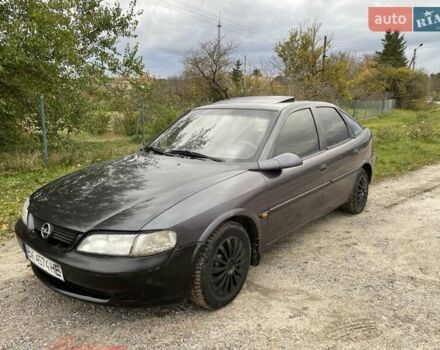 Фіолетовий Опель Вектра, об'ємом двигуна 1.6 л та пробігом 358 тис. км за 1600 $, фото 7 на Automoto.ua