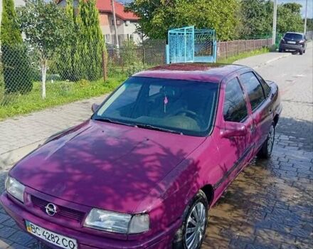 Фиолетовый Опель Вектра, объемом двигателя 1.6 л и пробегом 338 тыс. км за 700 $, фото 1 на Automoto.ua