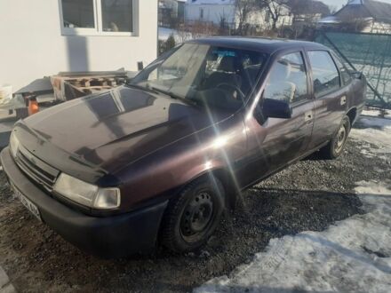 Фіолетовий Опель Вектра, об'ємом двигуна 2 л та пробігом 100 тис. км за 1300 $, фото 1 на Automoto.ua