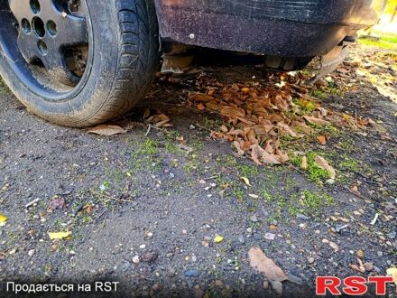 Опель Вектра 1992 у Белгород-Днестровском на Automoto.ua Фіолетовий Опель Вектра, об'ємом двигуна 2 л та пробігом 0 тис. км за 1600 $, фото 1 на Automoto.ua