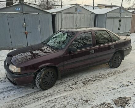 Фиолетовый Опель Вектра, объемом двигателя 1.8 л и пробегом 320 тыс. км за 1500 $, фото 1 на Automoto.ua