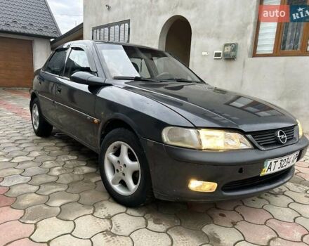 Фіолетовий Опель Вектра, об'ємом двигуна 1.7 л та пробігом 345 тис. км за 2200 $, фото 1 на Automoto.ua