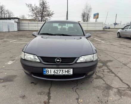 Фиолетовый Опель Вектра, объемом двигателя 1.6 л и пробегом 460 тыс. км за 2500 $, фото 1 на Automoto.ua