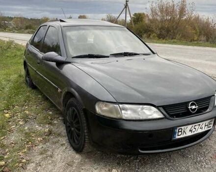 Фіолетовий Опель Вектра, об'ємом двигуна 1.6 л та пробігом 358 тис. км за 1600 $, фото 1 на Automoto.ua