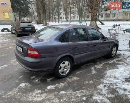 Фиолетовый Опель Вектра, объемом двигателя 1.6 л и пробегом 400 тыс. км за 1950 $, фото 1 на Automoto.ua