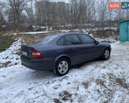 Фиолетовый Опель Вектра, объемом двигателя 1.6 л и пробегом 410 тыс. км за 1500 $, фото 1 на Automoto.ua