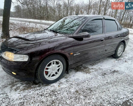 Фиолетовый Опель Вектра, объемом двигателя 1.6 л и пробегом 145 тыс. км за 3750 $, фото 1 на Automoto.ua