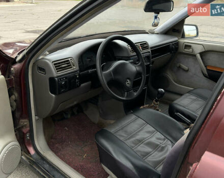 Коричневий Опель Вектра, об'ємом двигуна 1.6 л та пробігом 325 тис. км за 1499 $, фото 9 на Automoto.ua