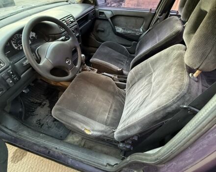 Опель Вектра 1991 в Лубнах на Automoto.ua Коричневый Опель Вектра, объемом двигателя 1.8 л и пробегом 275 тыс. км за 800 $, фото 9 на Automoto.ua