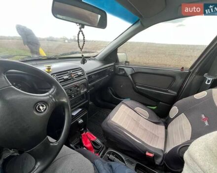 Коричневый Опель Вектра, объемом двигателя 1.6 л и пробегом 573 тыс. км за 1150 $, фото 2 на Automoto.ua