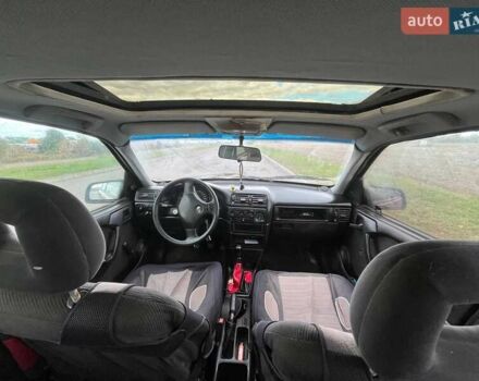 Коричневый Опель Вектра, объемом двигателя 1.6 л и пробегом 573 тыс. км за 1150 $, фото 5 на Automoto.ua