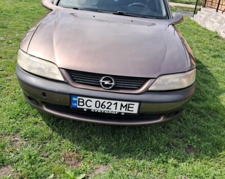 Коричневый Опель Вектра, объемом двигателя 1.8 л и пробегом 456 тыс. км за 2550 $, фото 1 на Automoto.ua