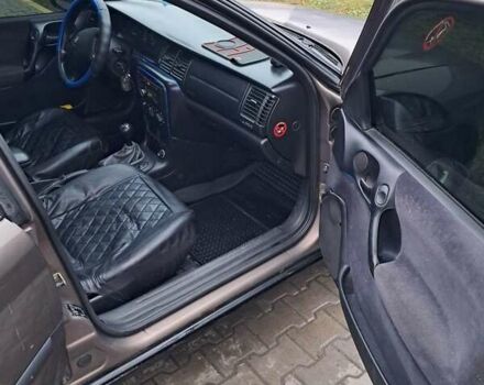 Коричневый Опель Вектра, объемом двигателя 1.8 л и пробегом 460 тыс. км за 2300 $, фото 15 на Automoto.ua