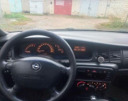 Коричневый Опель Вектра, объемом двигателя 1.8 л и пробегом 200 тыс. км за 1200 $, фото 5 на Automoto.ua